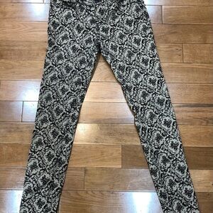 Iris Jeans Los Angeles Tan Pant with Black Ornate Print Size 5